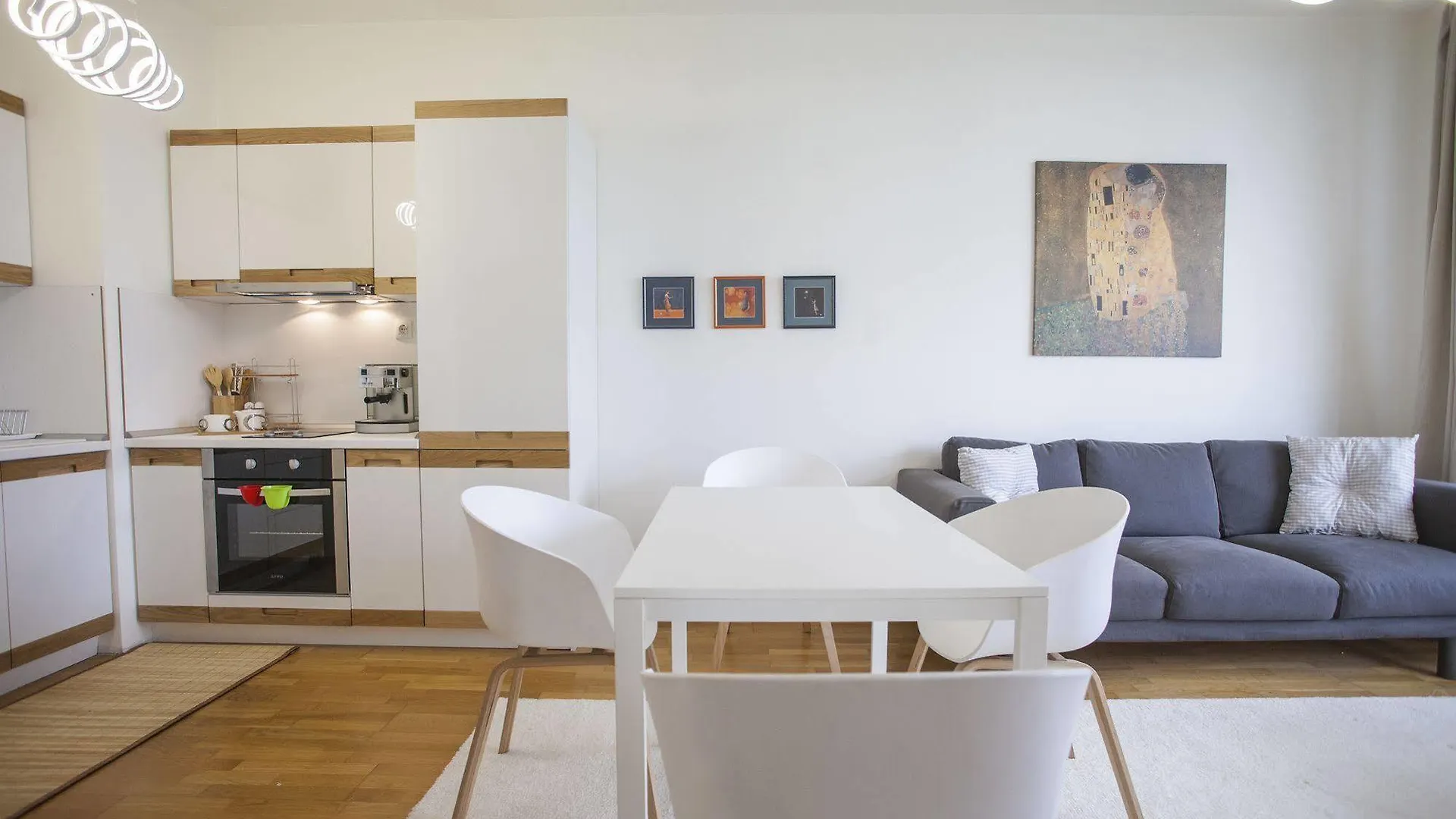 Presidency House Self Check-In Apartments Sofia